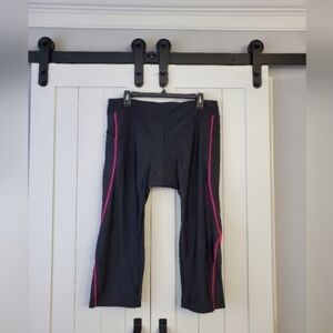 Bikewa Women's 4D Padded High Waisted  Cycling Capris. NEW!